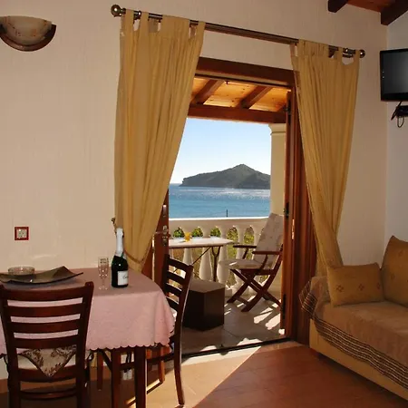 Corfu Maisonettes Anemouri - San George بيت للعطل